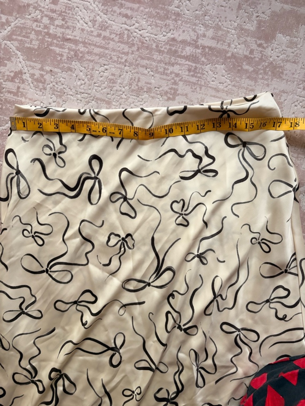 Rachel Zoe Ivory and Black Bow Skirt - Picture 3 of 4